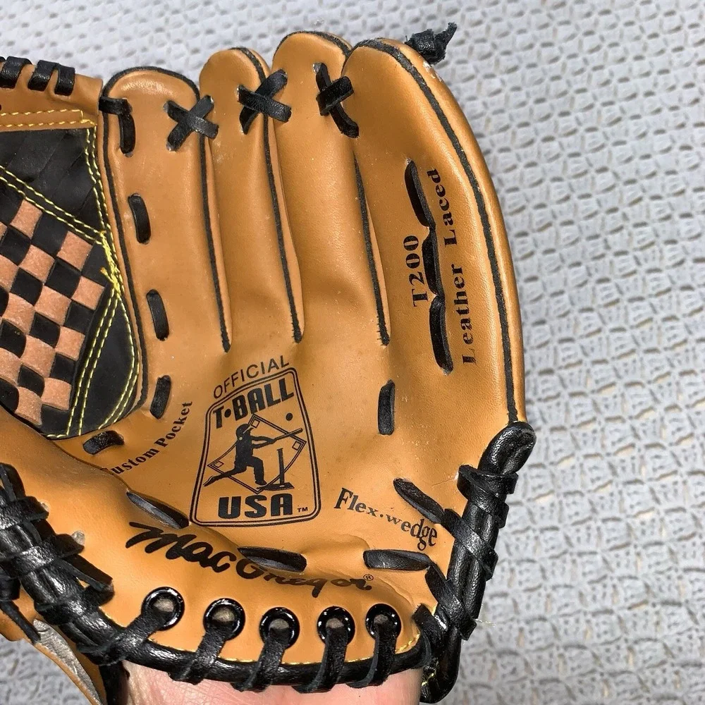 MacGregor Leather Laced Right Hand Throw 95170 10‎ Inch T Usa Ball Glove Young